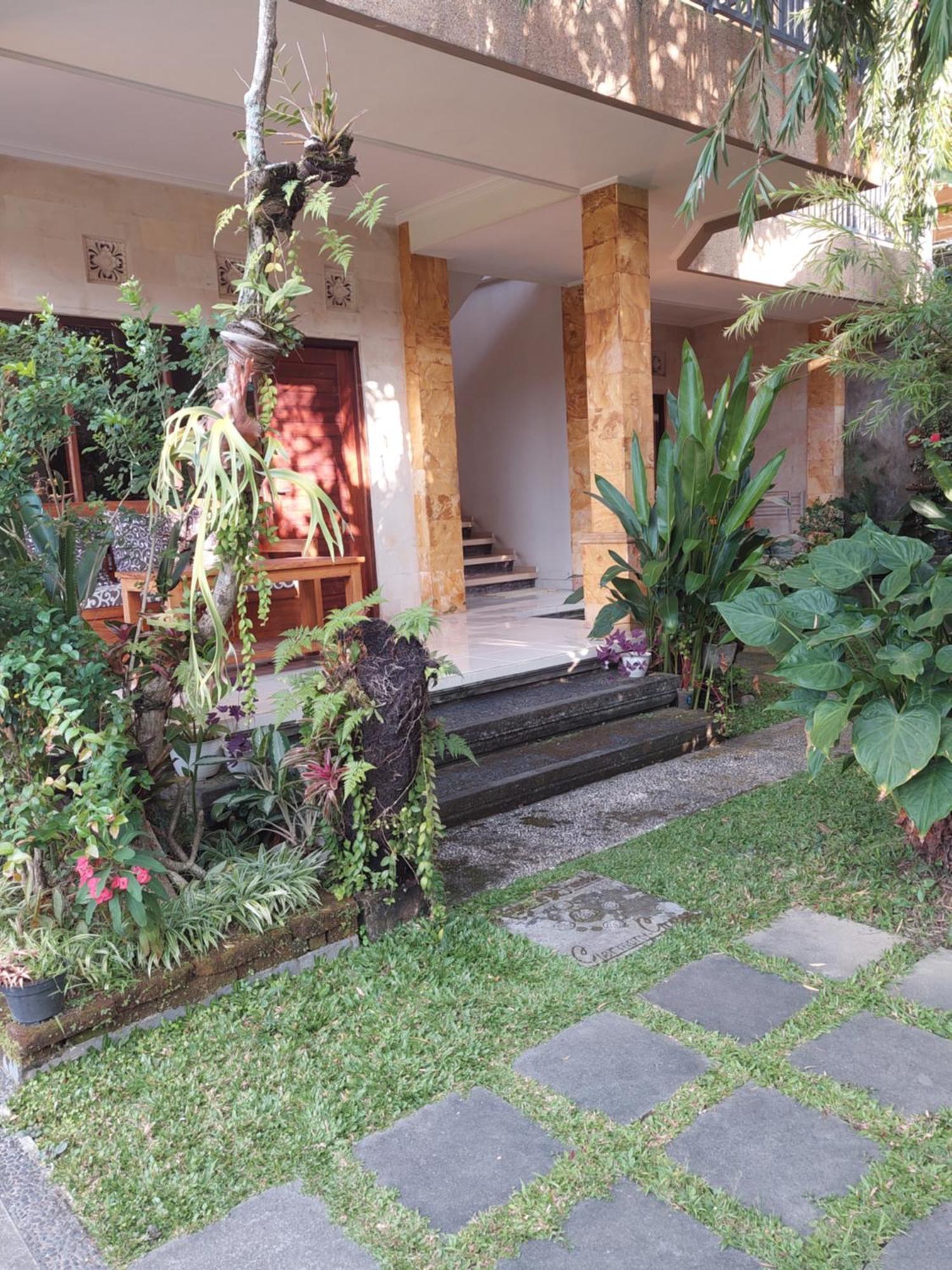 Gerhana Sari 2 Bungalows Ubud  Exterior photo