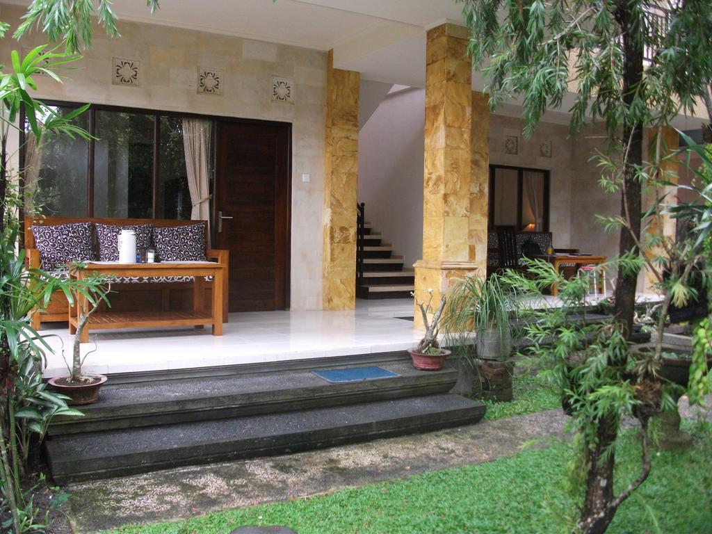 Gerhana Sari 2 Bungalows Ubud  Exterior photo